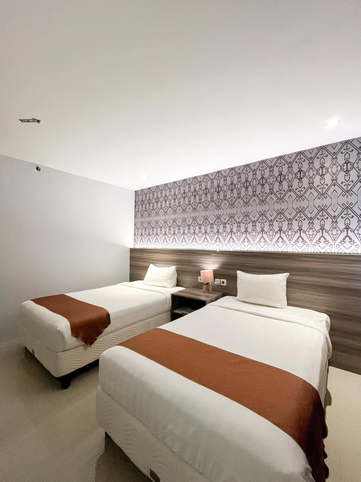 Sm Tower Hotel And Convention Berau Tanjung Redep Екстериор снимка